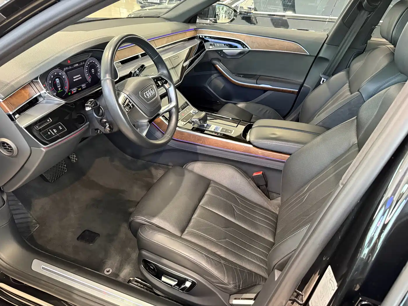 Audi A8 2018 A8L 55 TFSI quattro Luxury фото 10