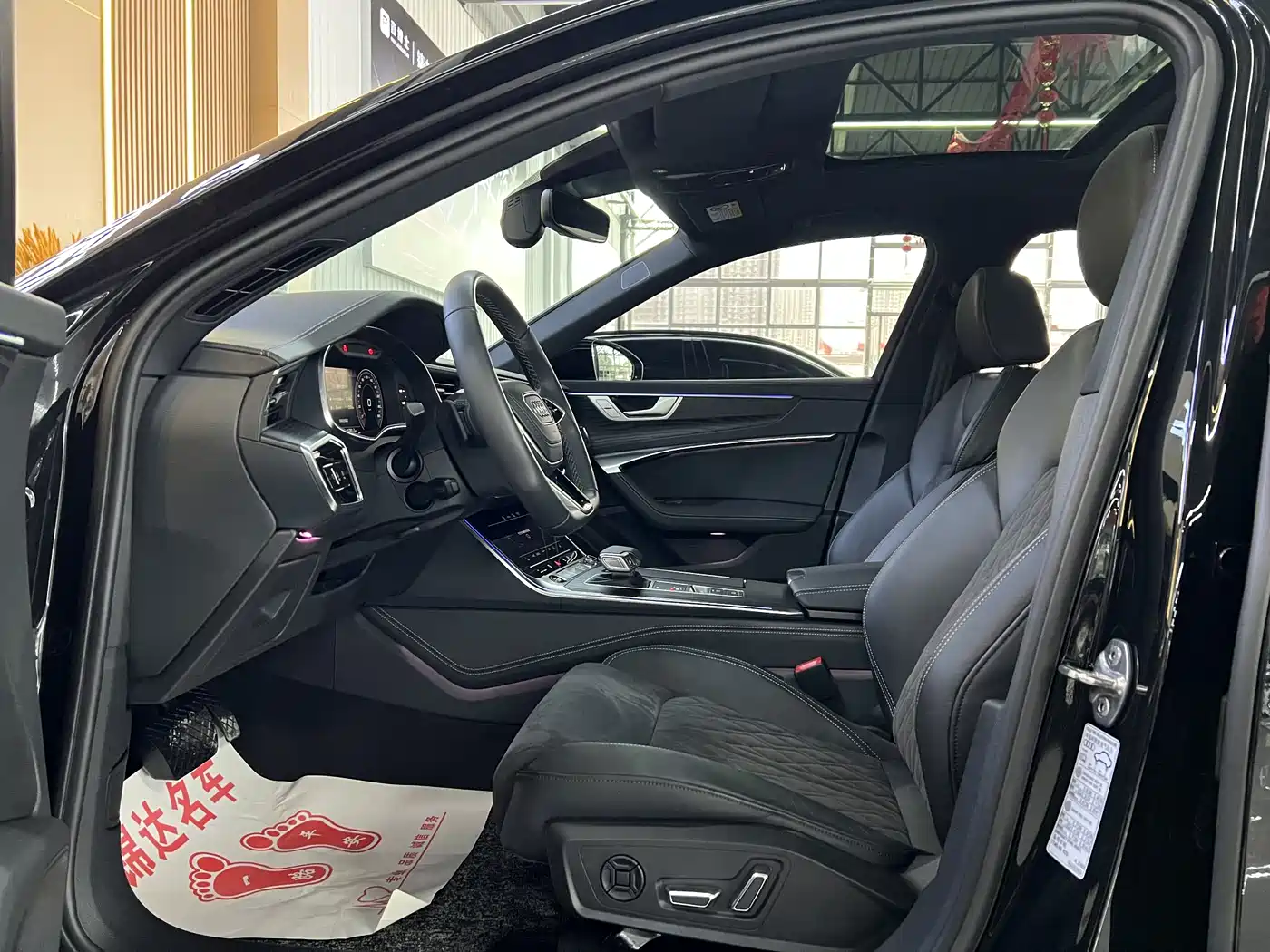 Audi A6L 2024 55 TFSI quattro Exclusive Dynamic фото 3