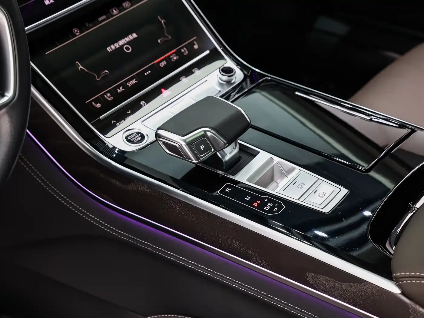 Audi A8 2024 Model A8L 50 TFSI quattro Premium Selection фото 19