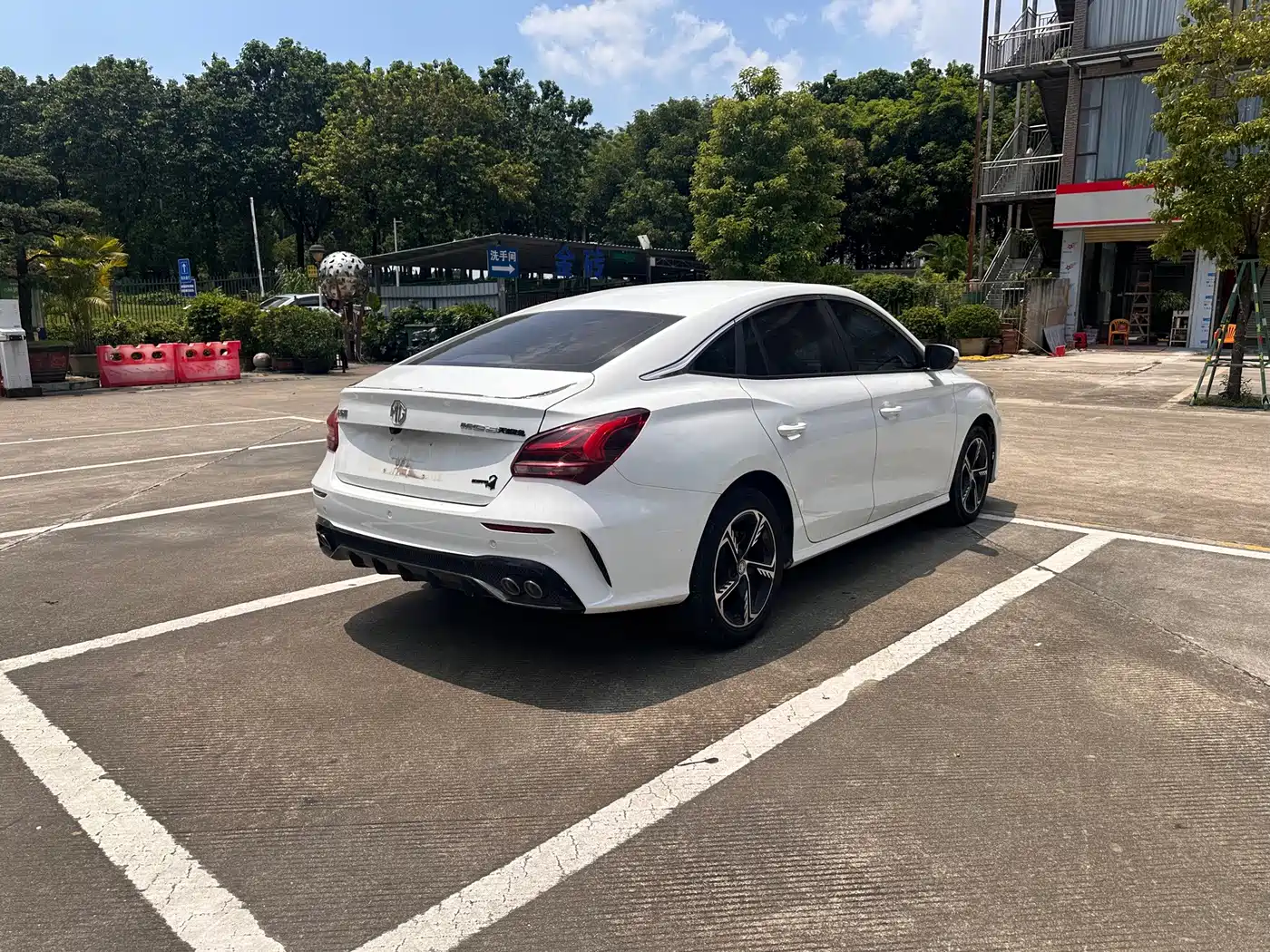 MG MG5 Scorpio 2023 2022 1.5T Luxury Edition