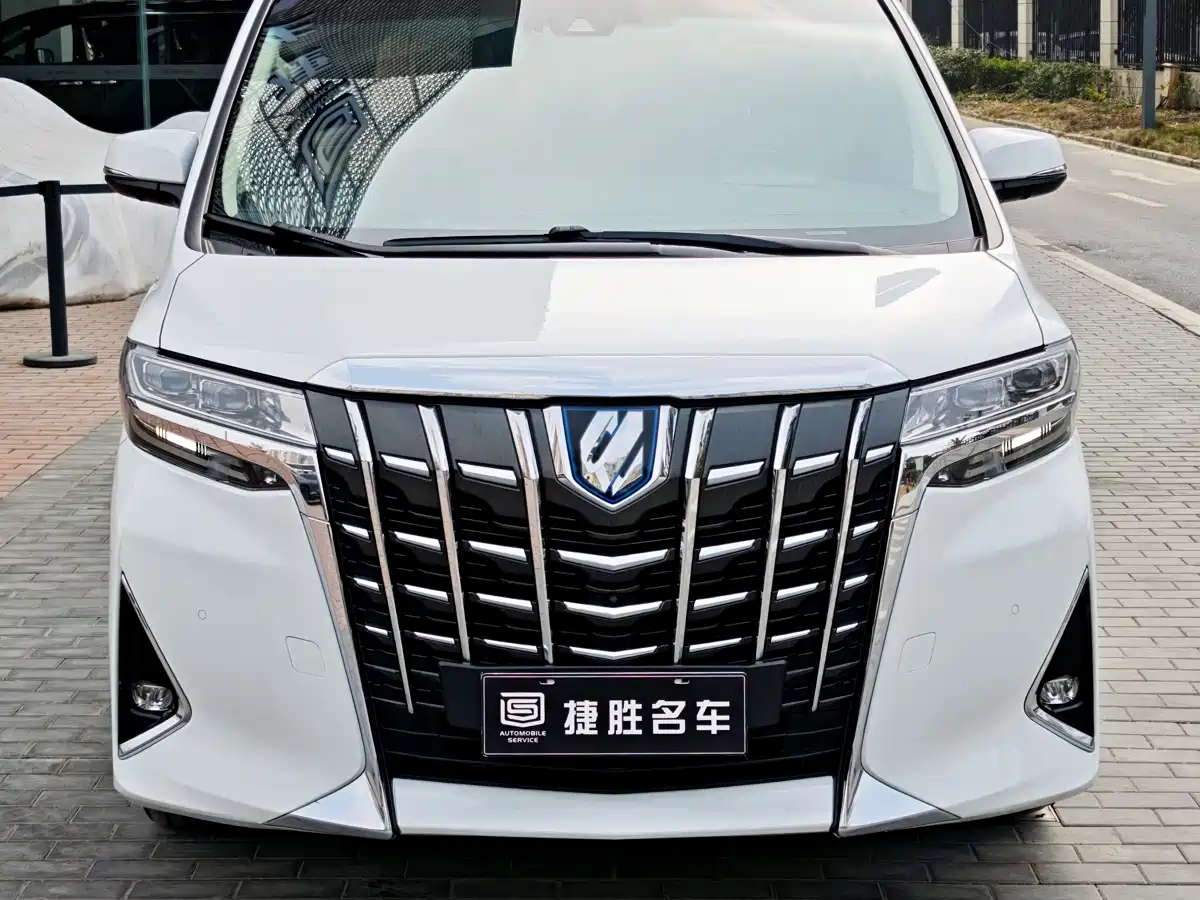 Toyota Alphard 2019 Hybrid 2.5L Premium Edition фото 2