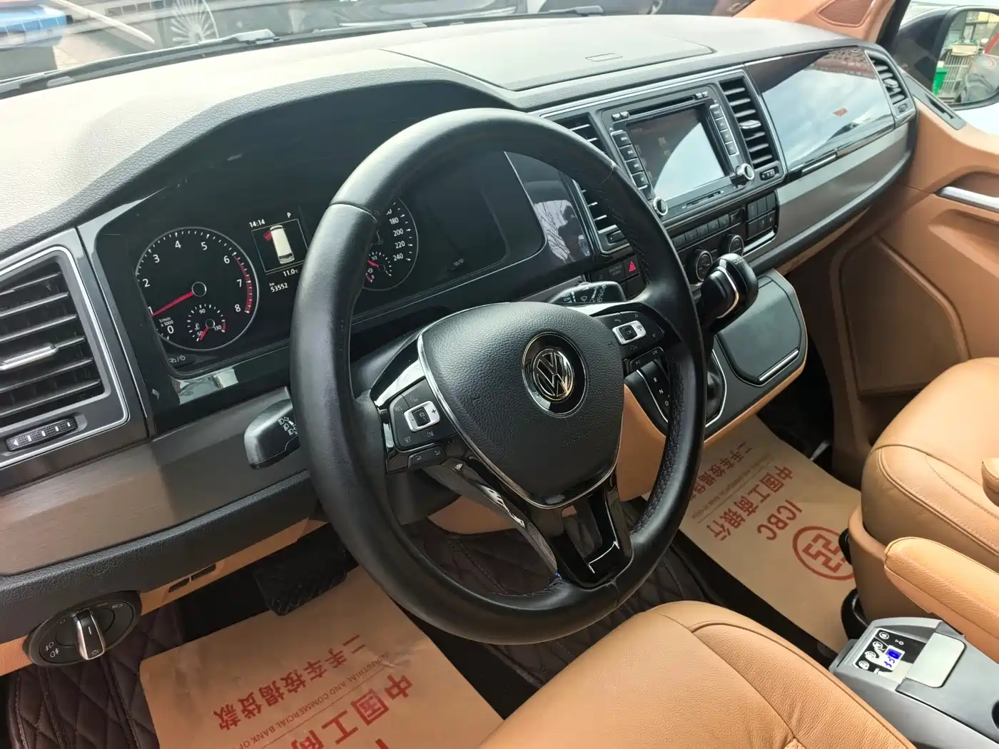 Volkswagen Caravelle 2019 2.0TSI 4WD Luxury 7-seater фото 11