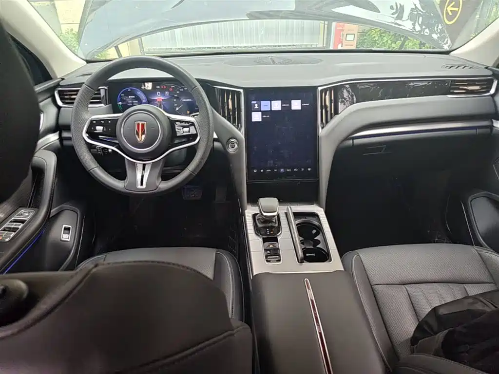 Hongqi HS7 PHEV 2024 2.0T PHEV 4WD Flagship Edition 6-seater фото 10