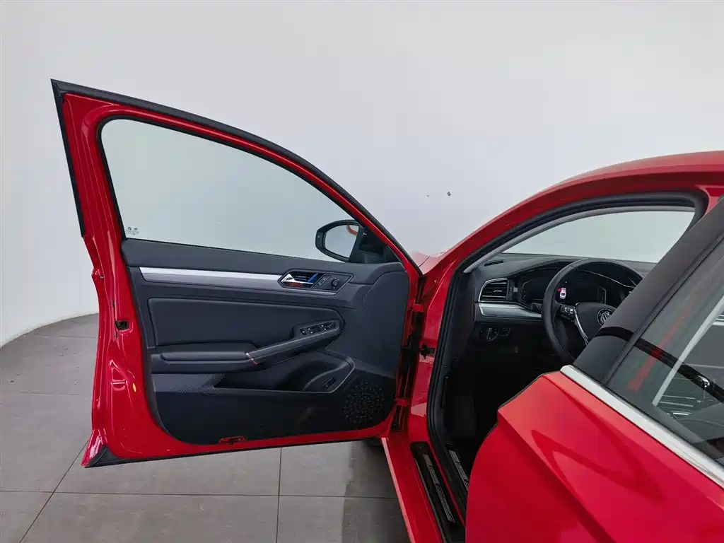 Volkswagen Lamando 2021 Facelift 280TSI DSG Comfort Edition фото 8