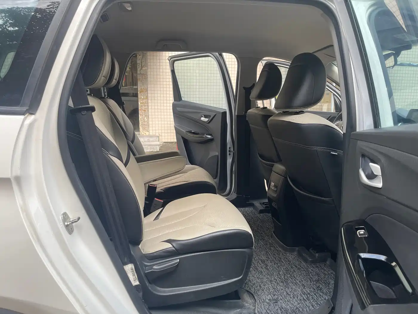 Baojun 730 2021 2021 1.5T CVT Fashion 7-Seater
