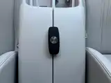 Фото 28 - Roewe iMAX8 EV
