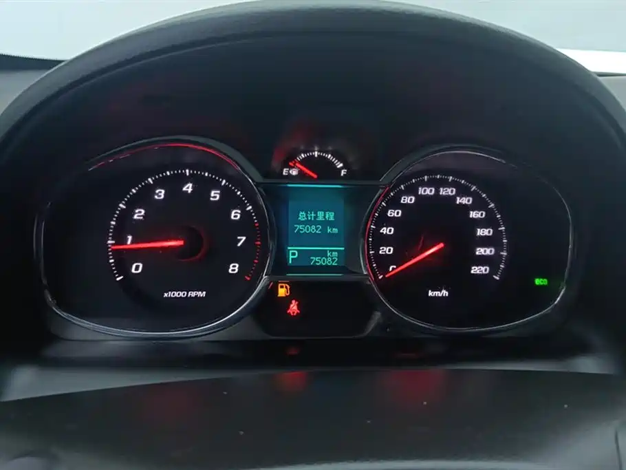 Chevrolet Captiva 2015 2.4L 2WD Urban Edition 7-seater фото 14