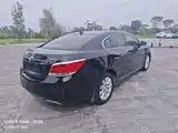 Photo 9 - Buick LaCrosse