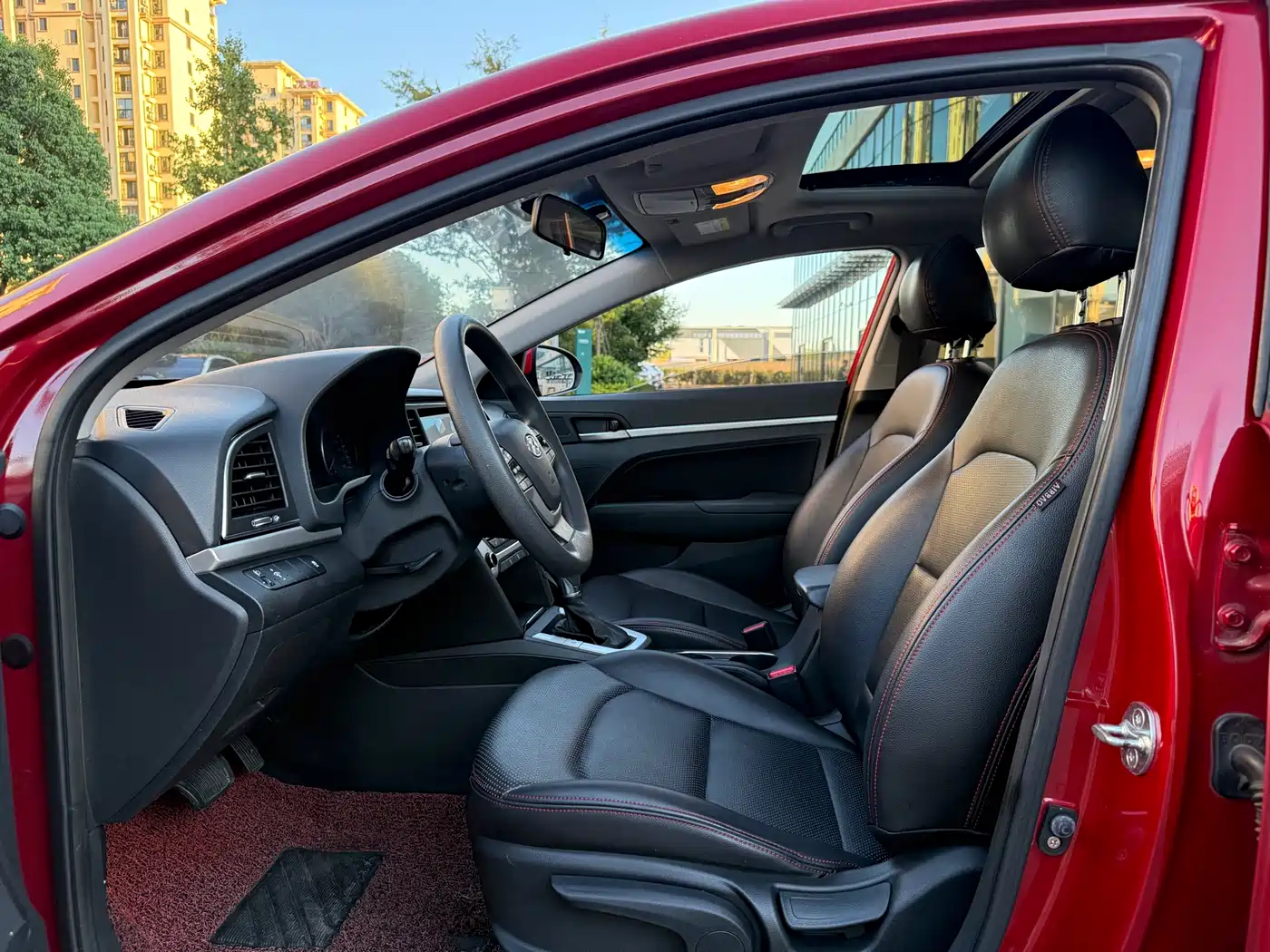 Hyundai Elantra 2016 Model 1.6L Automatic Smart Elite фото 4