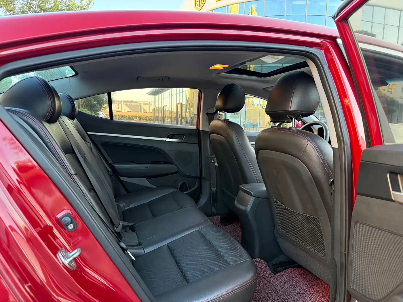 Hyundai Elantra 2016 Model 1.6L Automatic Smart Elite фото 13