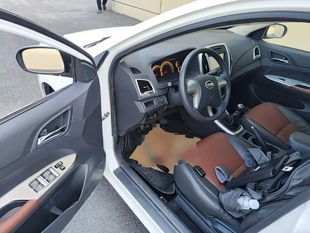 BYD F3 2016 2015 Energy-saving Edition 1.5L Manual Luxury