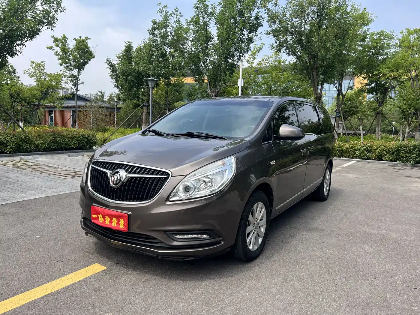 Buick GL8 2017 25S Luxury China V