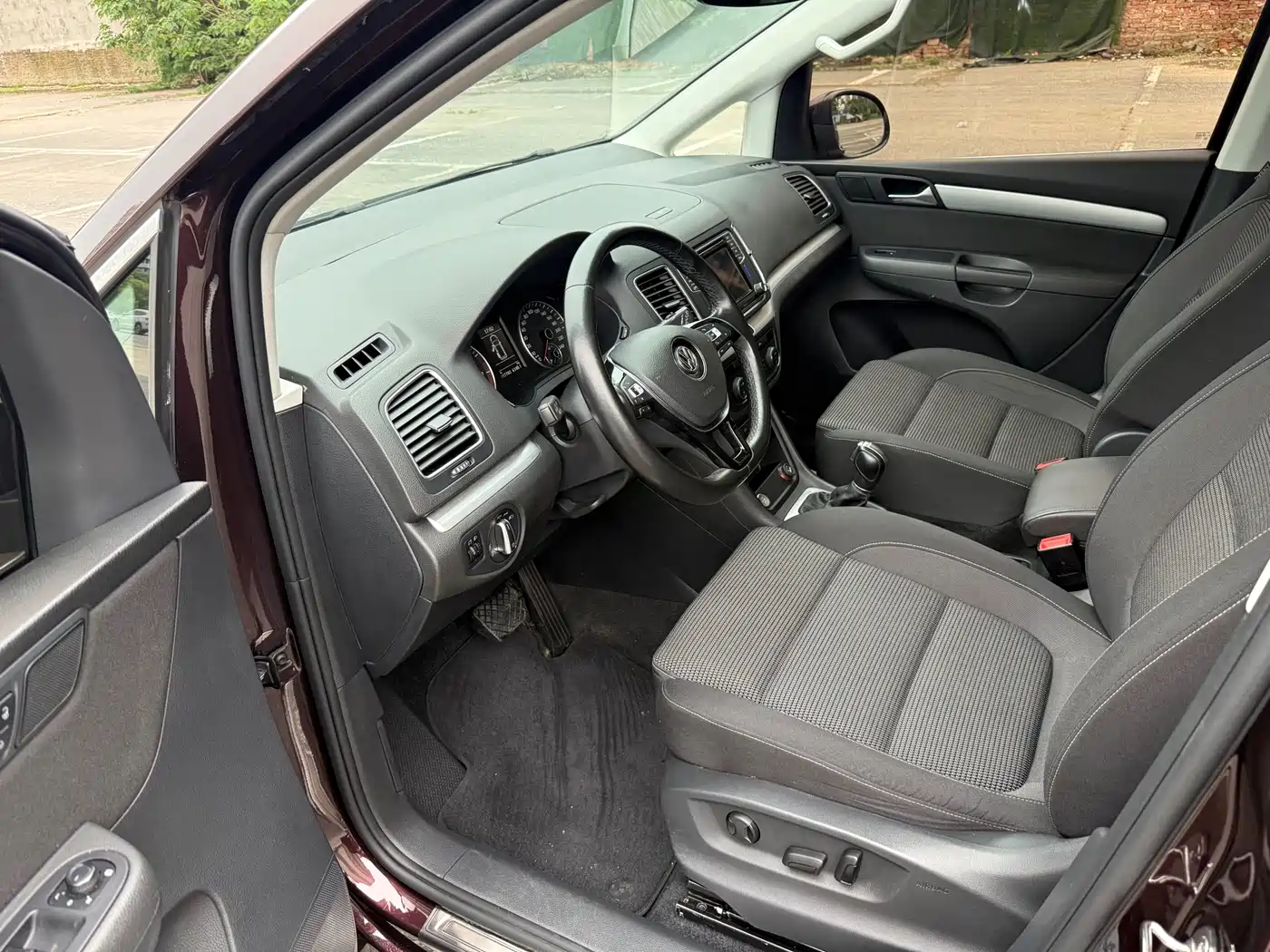 Volkswagen Sharan 2018 380TSI Comfort 7-Seater фото 7