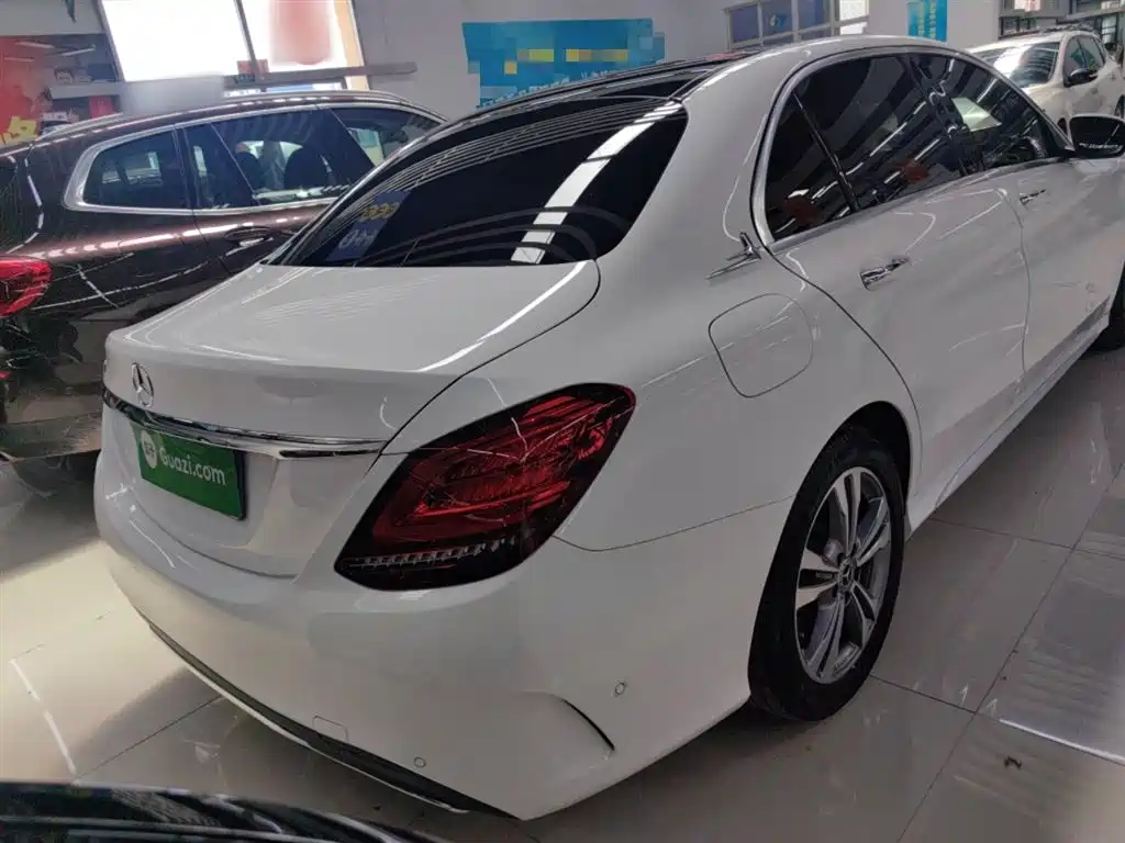MERCEDES-BENZ CLASS C