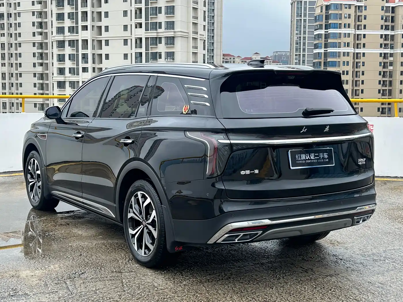 Hongqi HS7 2024 2023 2.0T Auto 4WD Qi Chang Edition 6-Seater