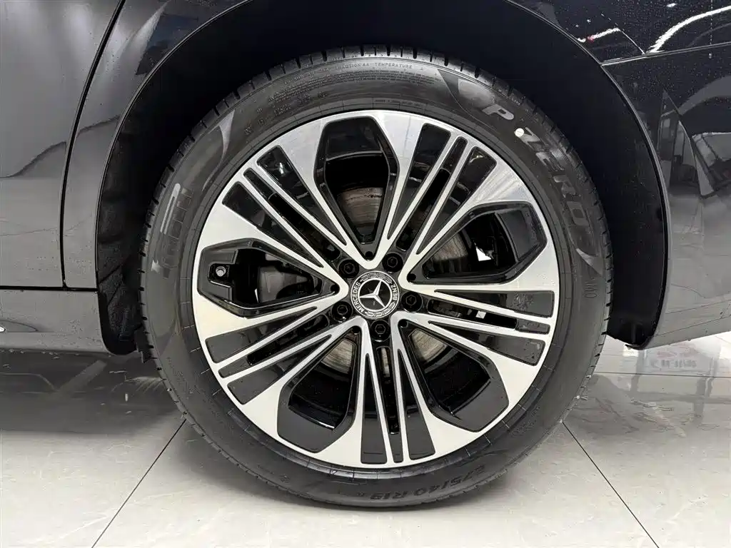 Фото MERCEDES-BENZ E-CLASS 2026 7