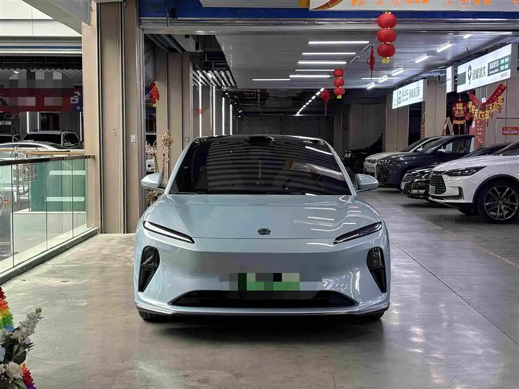 Фото 4 - NIO ET5