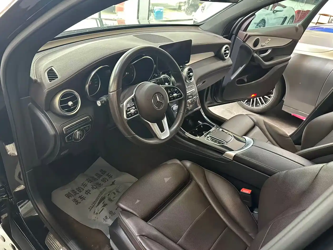Mercedes-Benz GLC 2020 GLC 260 L 4MATIC Dynamic фото 8