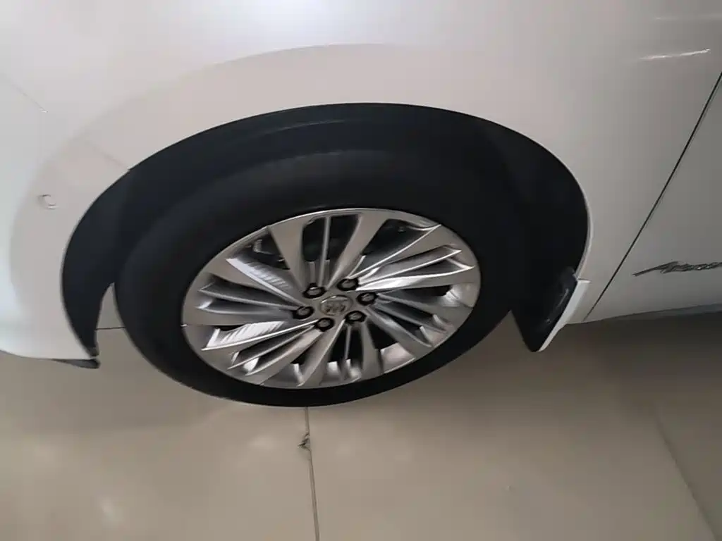 Buick Century 2023 2023 2.0T 7-Seater World Edition