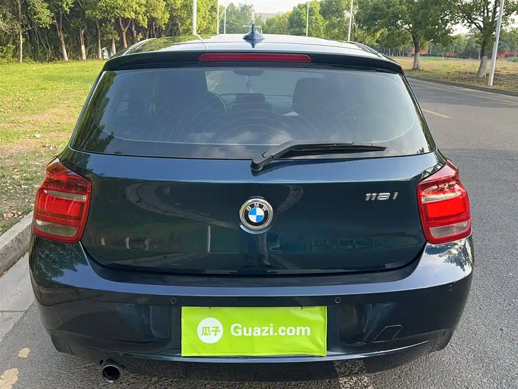 BMW 1 Series (Import) 2013 Facelift 118i Leading Model фото 4