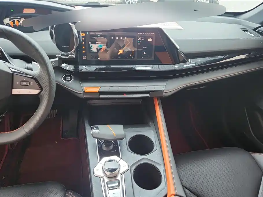 CHANGAN UNI-V
