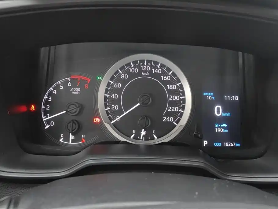 Toyota Corolla 2019 1.2T S-CVT GL Pioneer Edition фото 14