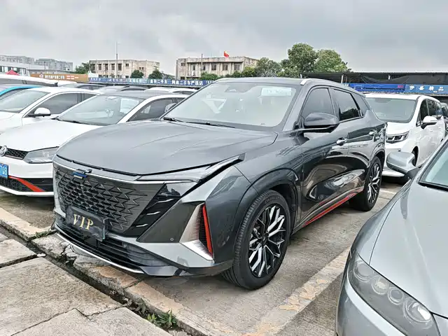  Changan Oshan Changan Oshan Z6 2022 Blue Whale 1.5T DCT Intelligent Enjoyment