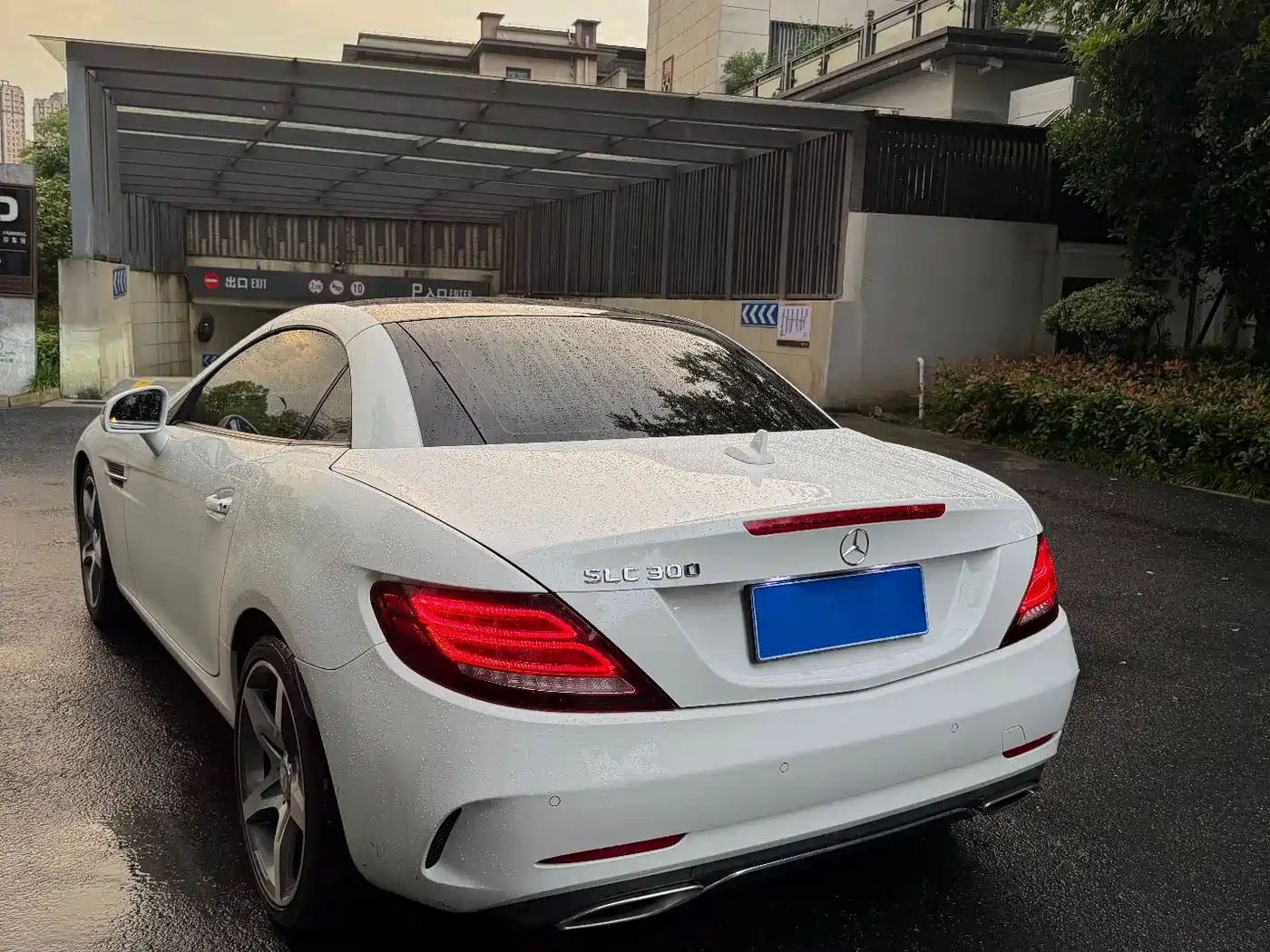 Mercedes-Benz SLC 2016 SLC 300 Luxury Sport фото 8
