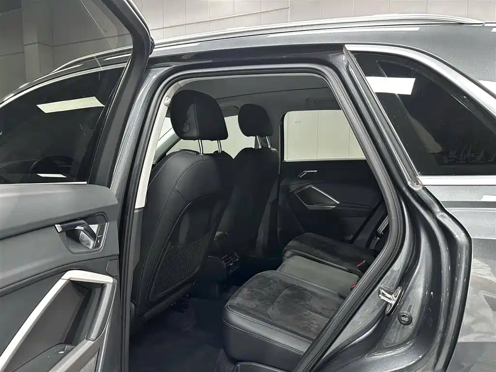 Audi Q3 2022 35 TFSI Fashion Dynamic фото 16