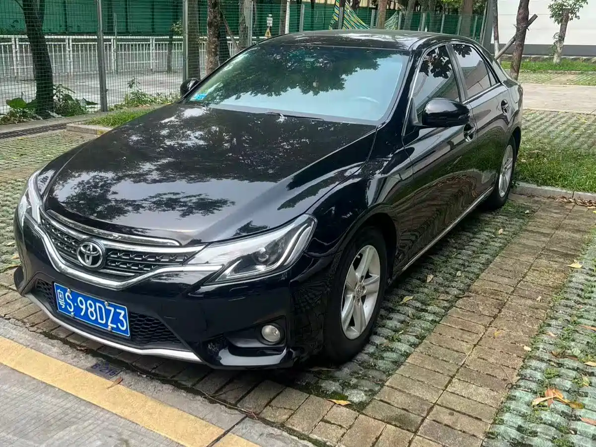 Toyota Reiz 2013 2.5V Elite Edition фото 3