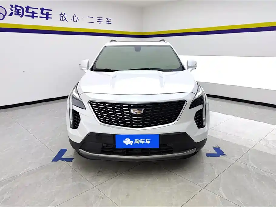 Cadillac XT4 2021 28T FWD Luxury Edition фото 2