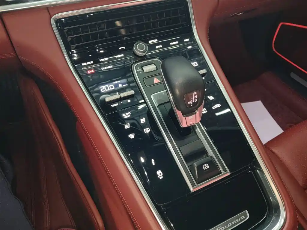 Porsche Panamera 2019 Panamera 2.9T фото 10