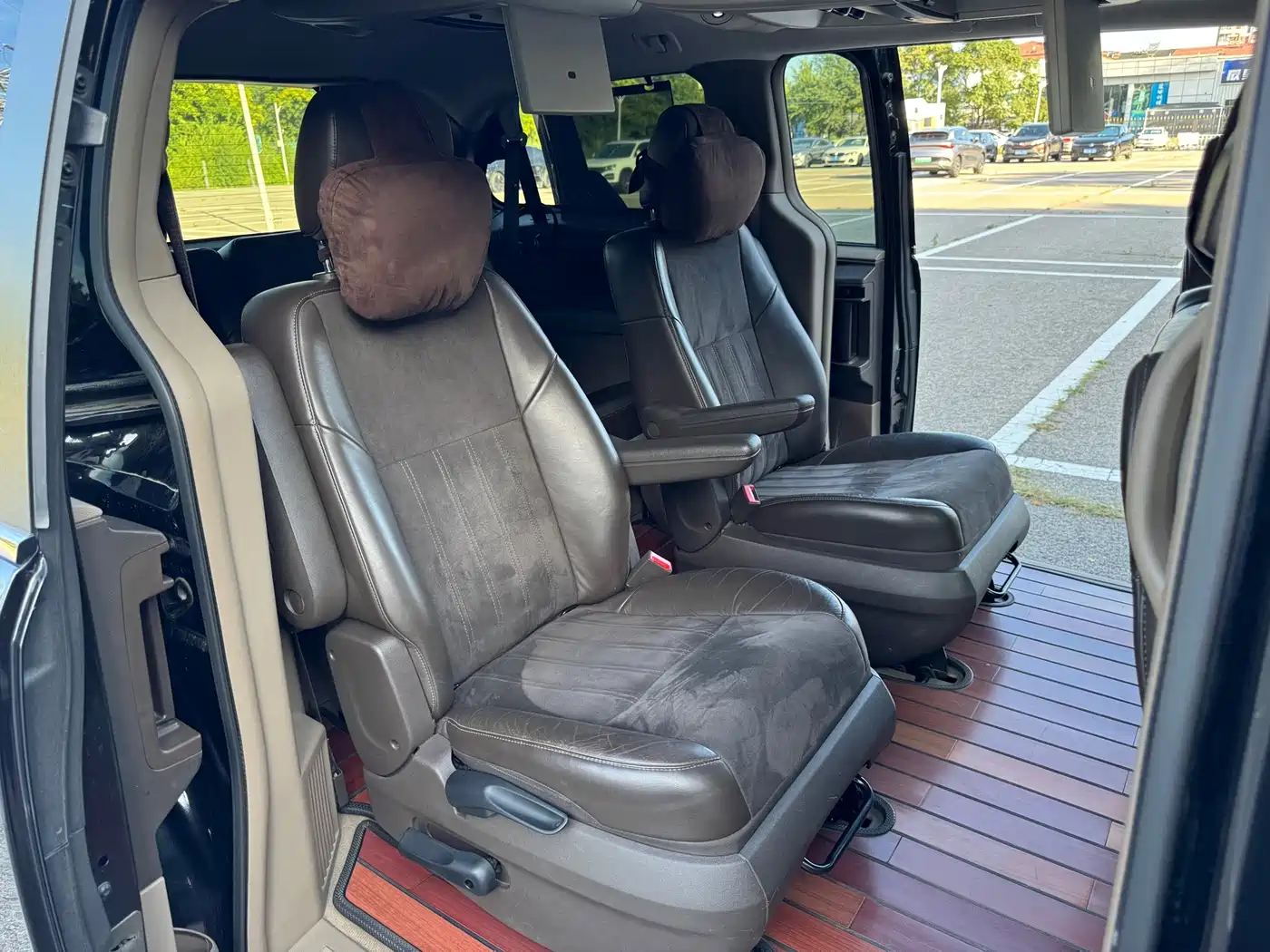 Chrysler Grand Voyager (Import) 2014 2013 3.6L Luxury Edition