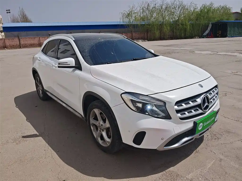 Mercedes-Benz GLA 2018 GLA 200 Dynamic фото 22