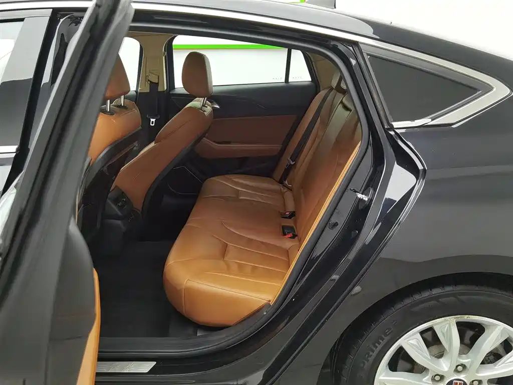 Hongqi H5 2019 30TD Style Edition фото 15