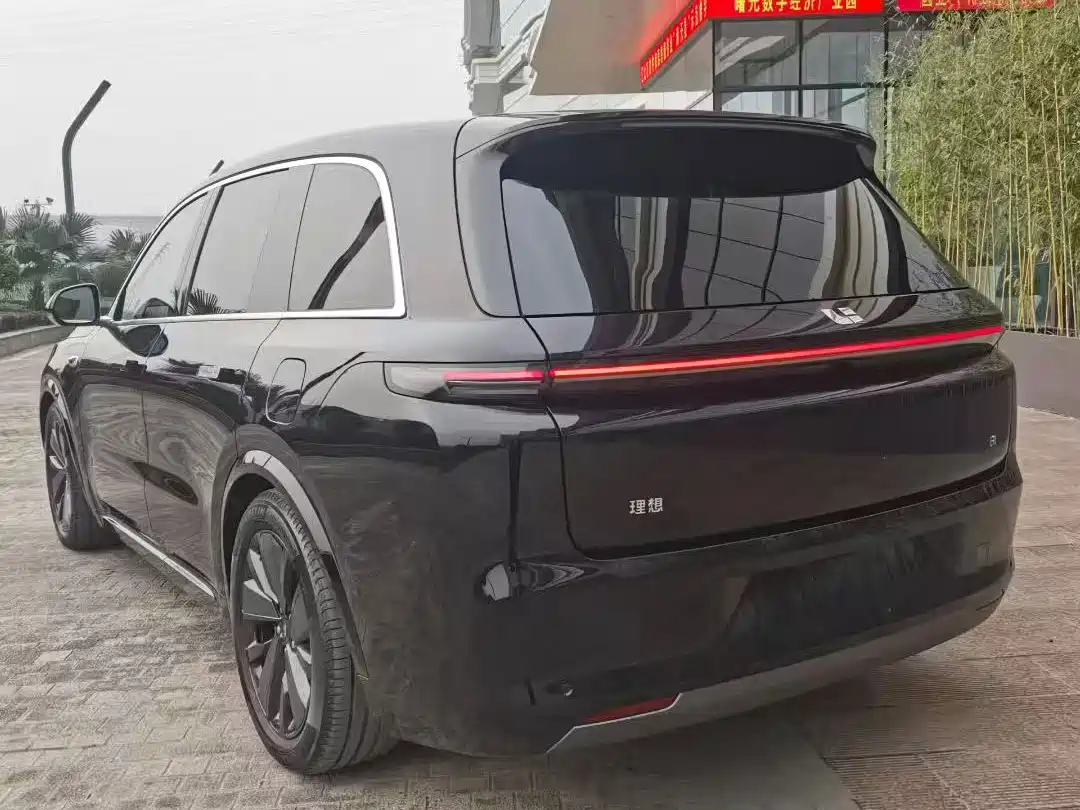 Li Auto IDEAL L8