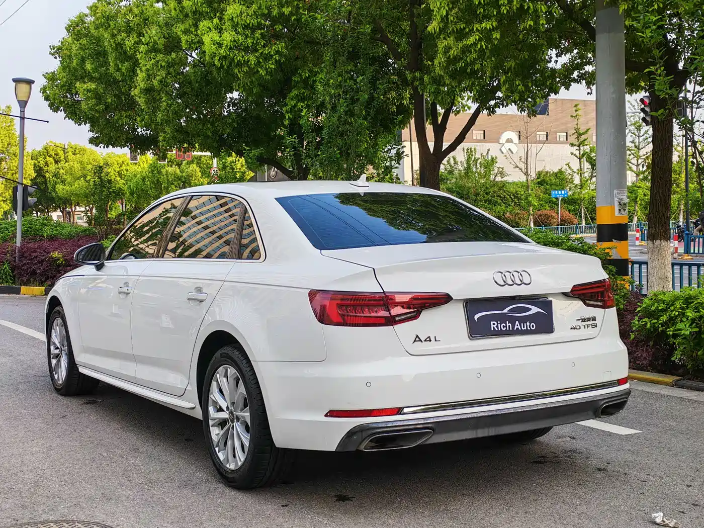 Audi A4L 2019 40 TFSI Progressive (China V) фото 6
