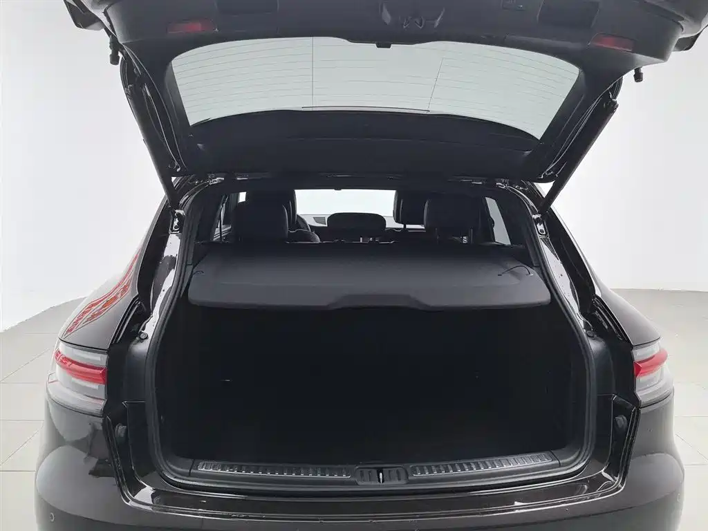 Porsche Macan 2018 Macan 2.0T фото 16
