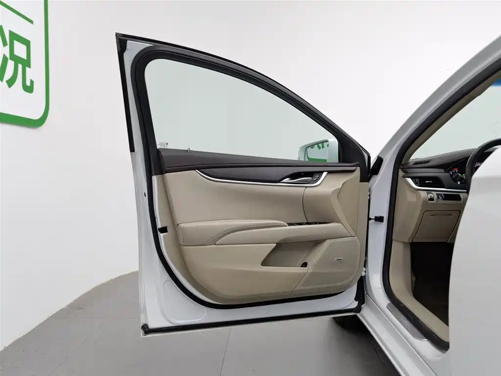 Cadillac XTS 2017 28T Technology фото 8