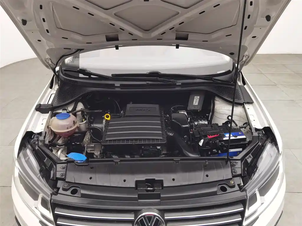 Volkswagen Santana 2017 Gran Santana 1.6L Manual Trendline фото 6