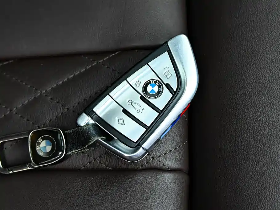 BMW 7 Series 2019 Facelift 730Li M Sport Package фото 43