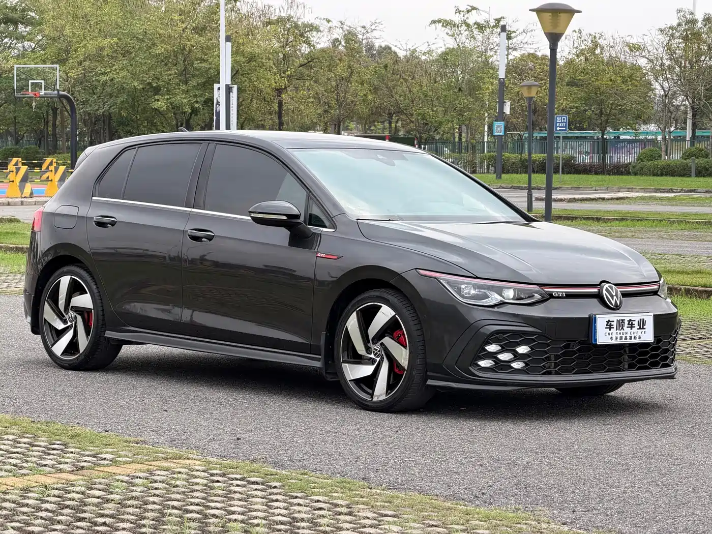Volkswagen Golf GTI 2023 380TSI DSG GTI фото 3