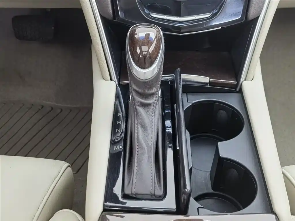 Cadillac XTS 2013 36S Platinum Edition фото 13