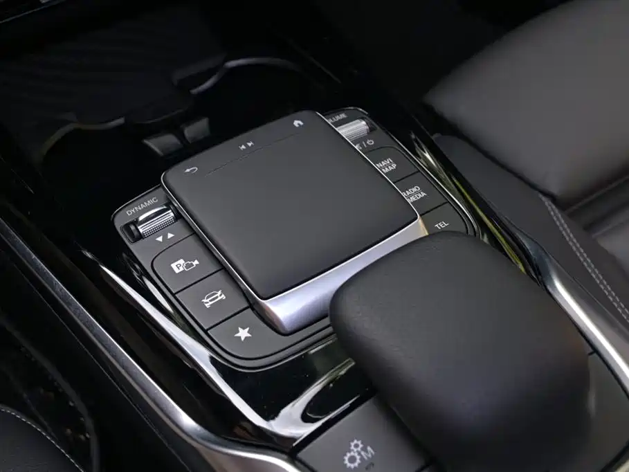 Mercedes-Benz A-Class AMG 2023 Model Year AMG A 35 L 4MATIC фото 34