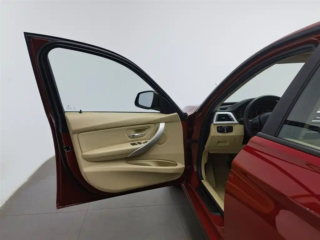 BMW 3 Series 2015 320i Super Joy Fashion фото 8