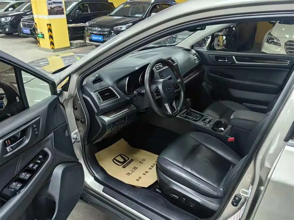 Subaru Outback 2017 2.5i Luxury Navigation Edition EyeSight фото 10