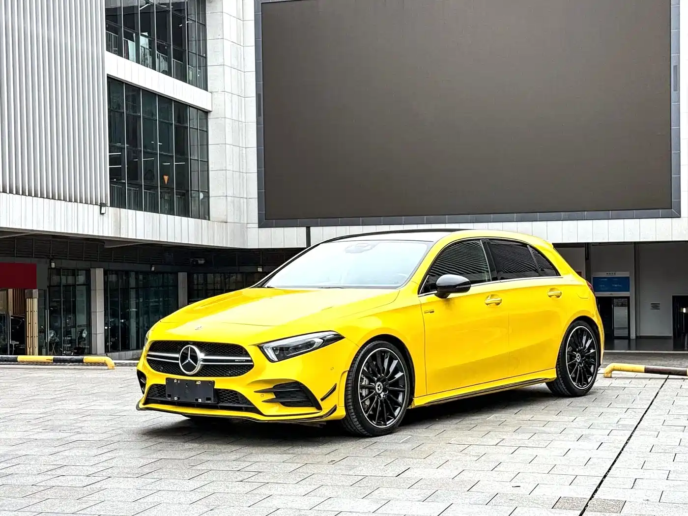 MERCEDES-BENZ A CLASS AMG