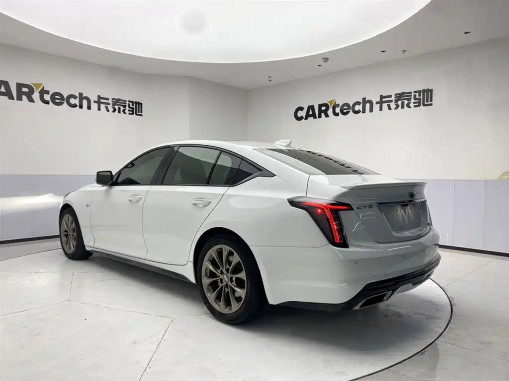 CADILLAC CT5