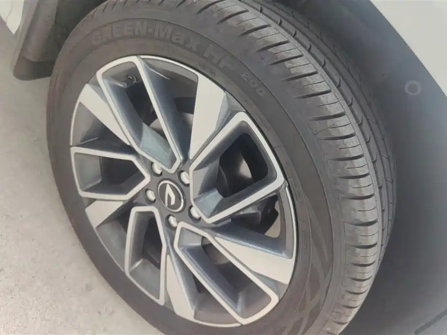 JETTA VS7