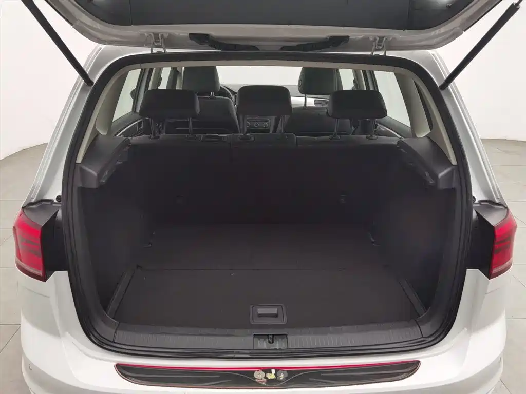 Volkswagen Golf Sportsvan 2019 280TSI Auto Curiosity China VI фото 16